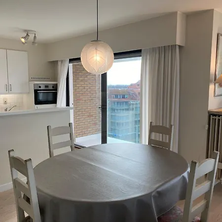 In With Terrace Apartamento Nieuwpoort