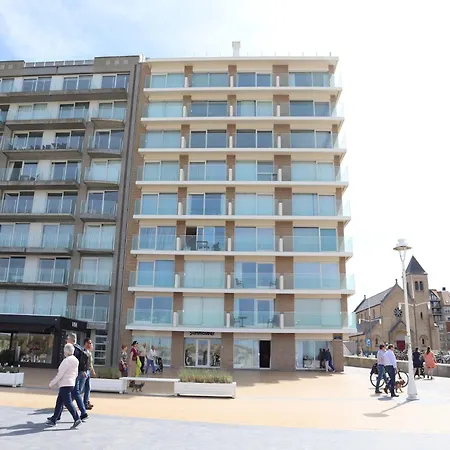 In With Terrace * Nieuwpoort